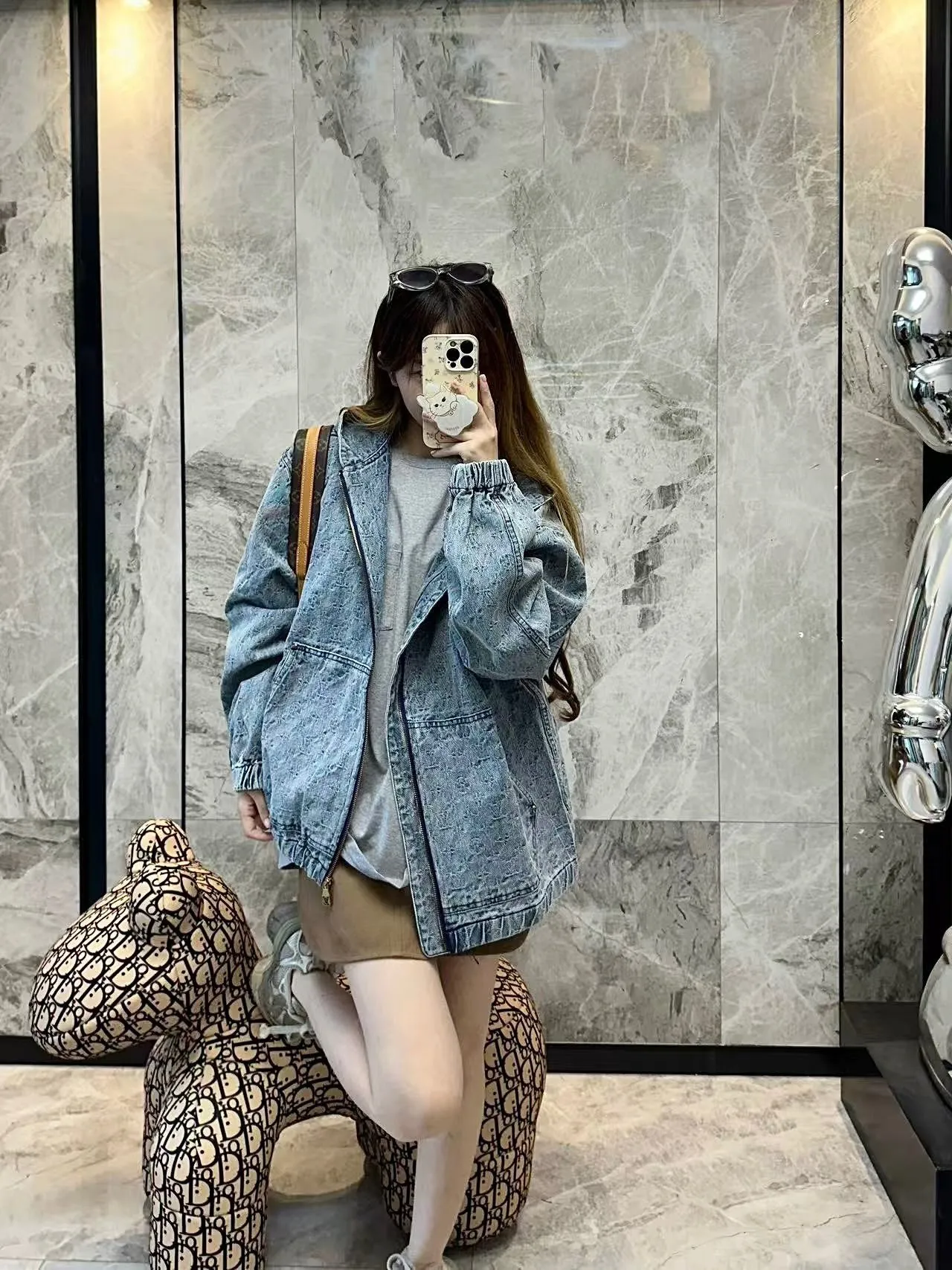 Louis/ 25Fw